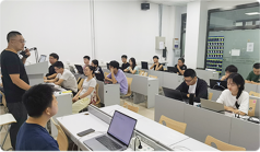 人工智能培训开班3